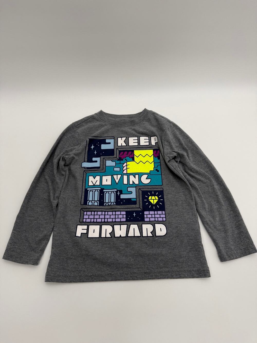 Cat & Jack Boys XS 4/5 Gray Keep Moving Forward Graphic Long Sleeve Shirt